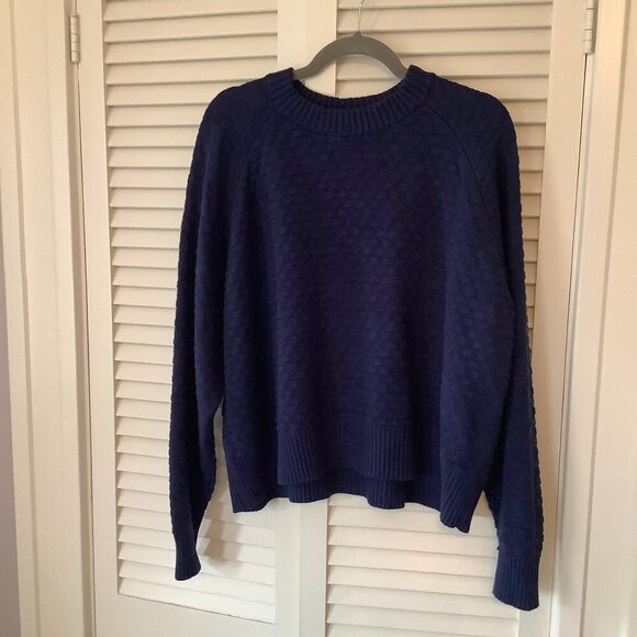 Lululemon women's Texture Play Crewneck sweater XL/XXL navy knit *has flaw* - Picture 2 of 8